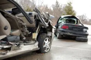 How do concussions occur in car accidents