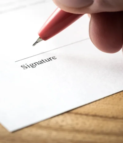 When to Accept a Settlement Offer After a Car Accident in Houston?